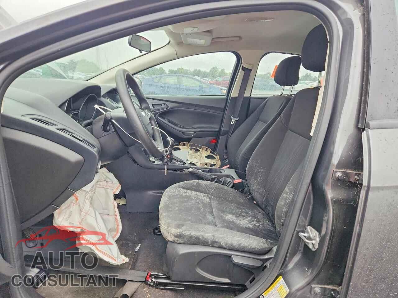 FORD FOCUS 2017 - 1FADP3E2XHL327630