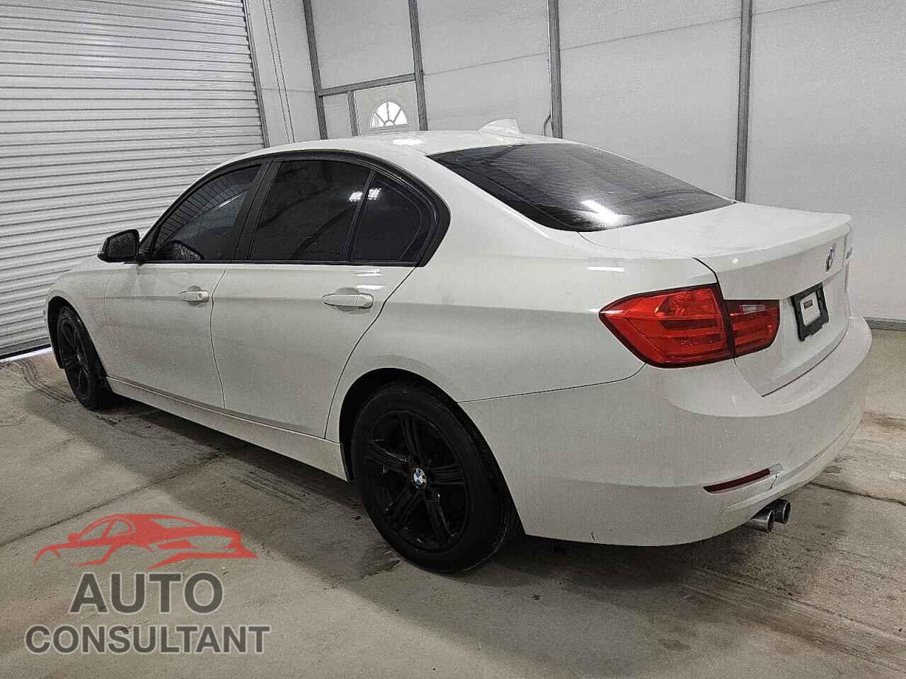 BMW 3 SERIES 2014 - WBA3A5C55EF606099