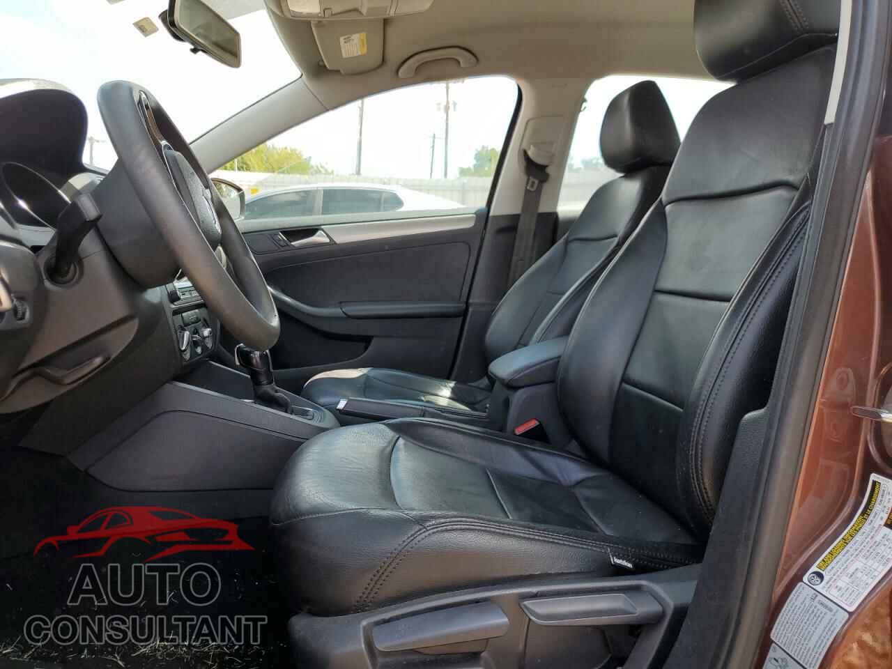 VOLKSWAGEN JETTA 2017 - 3VW2B7AJ2HM389989