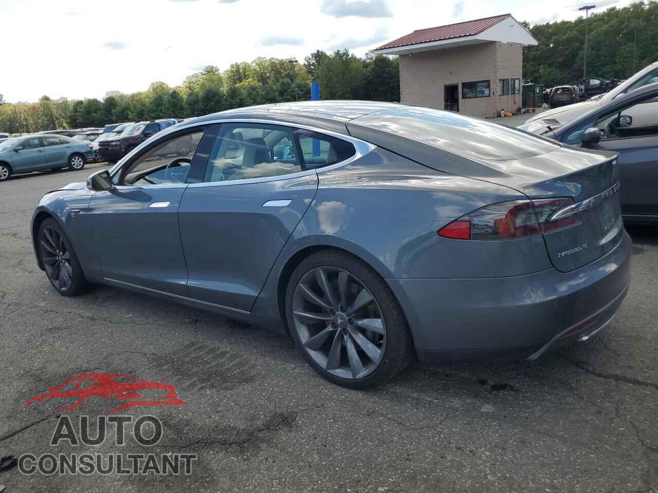 TESLA MODEL S 2014 - 5YJSA1H11EFP41212