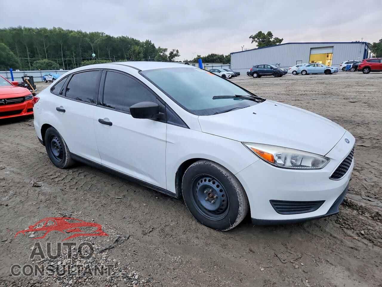 FORD FOCUS 2017 - 1FADP3E25HL257700