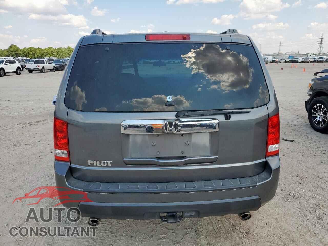 HONDA PILOT 2011 - 5FNYF3H42BB041485