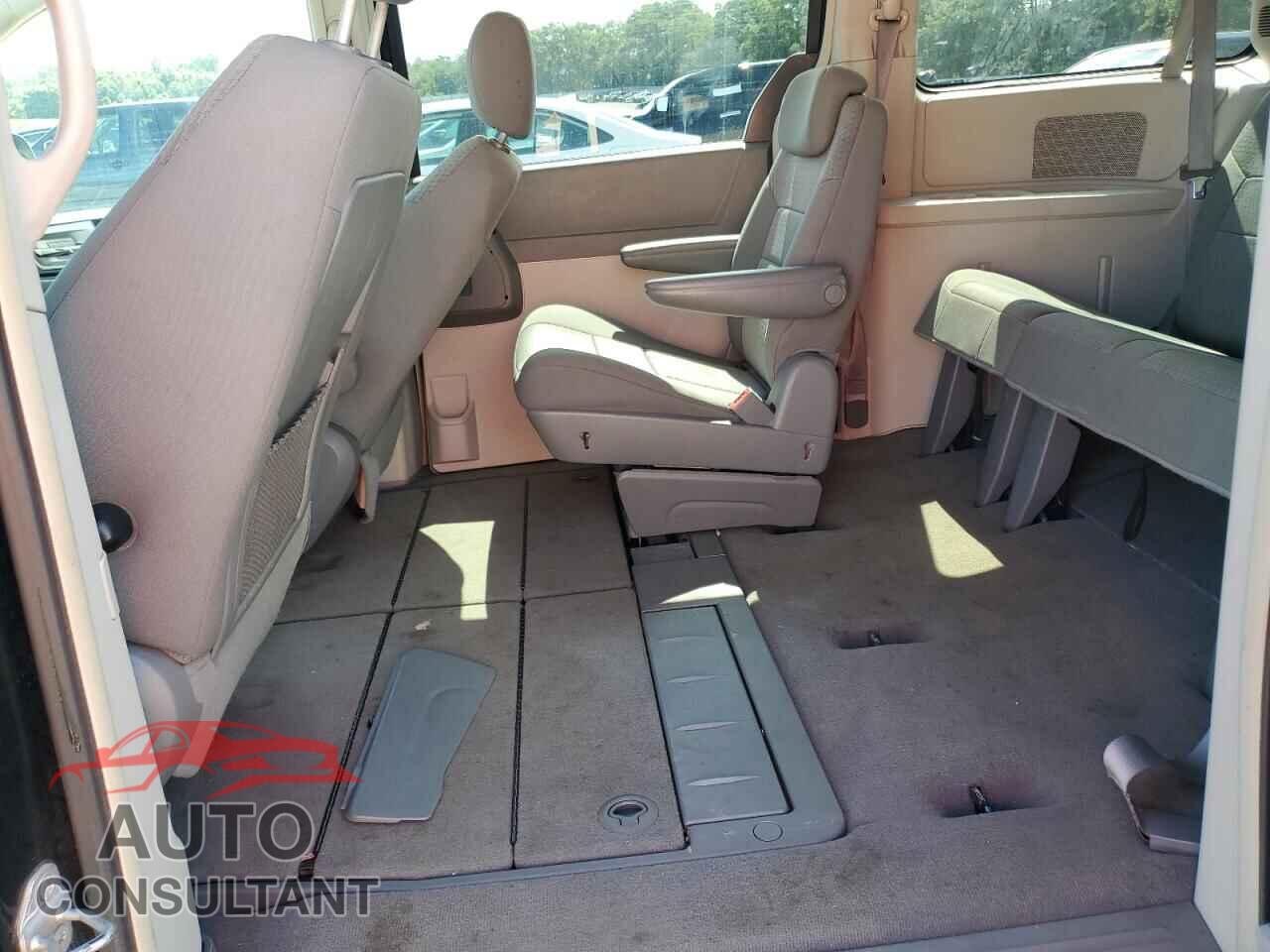DODGE CARAVAN 2010 - 2D4RN5D14AR177637