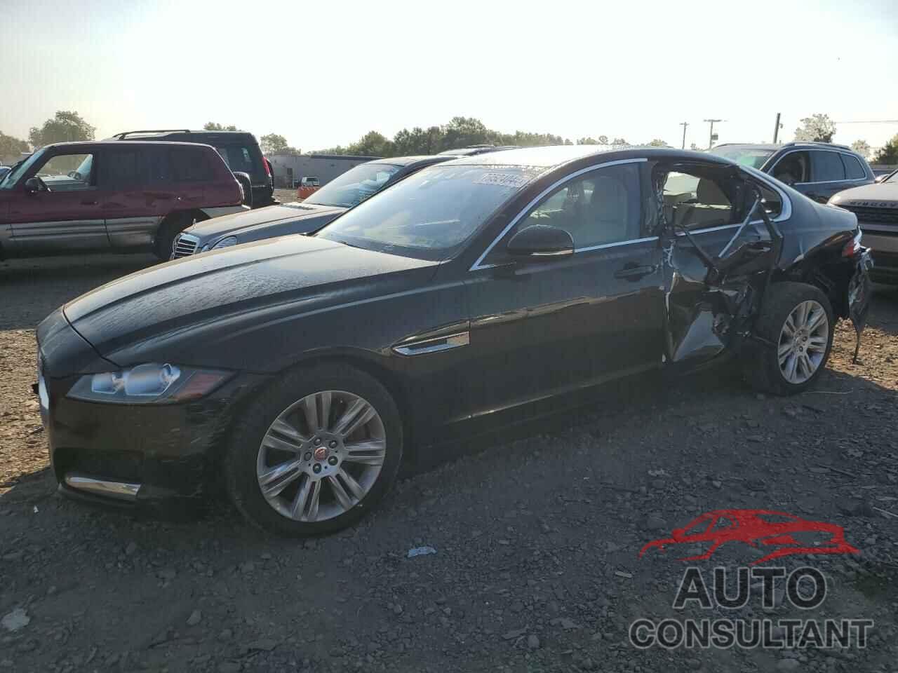 JAGUAR XF 2017 - SAJBJ4BVXHCY28526