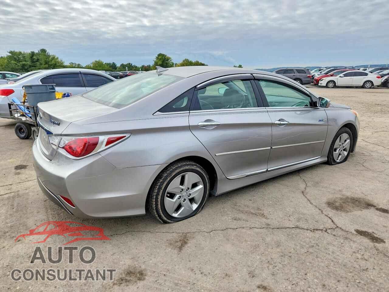 HYUNDAI SONATA 2012 - KMHEC4A45CA026335