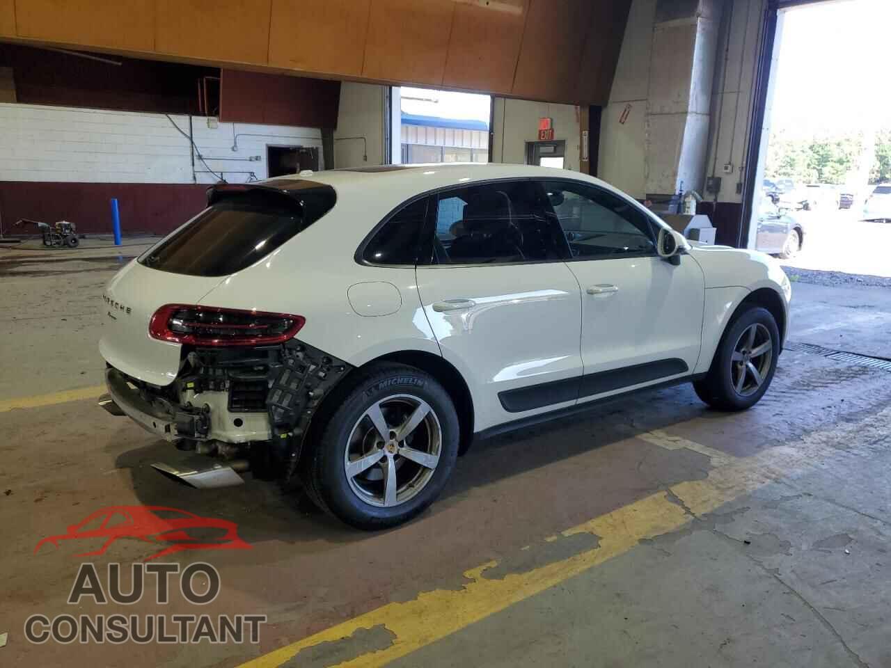 PORSCHE MACAN 2018 - WP1AA2A50JLB19527