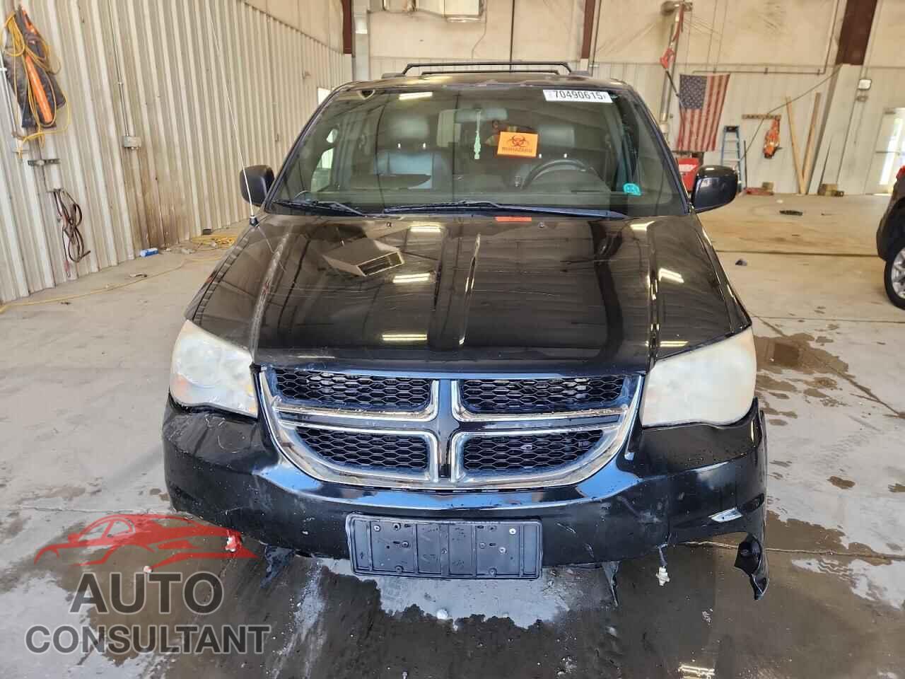 DODGE CARAVAN 2011 - 2D4RN7DG2BR710683