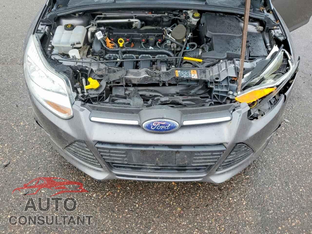 FORD FOCUS 2014 - 1FADP3F27EL404173