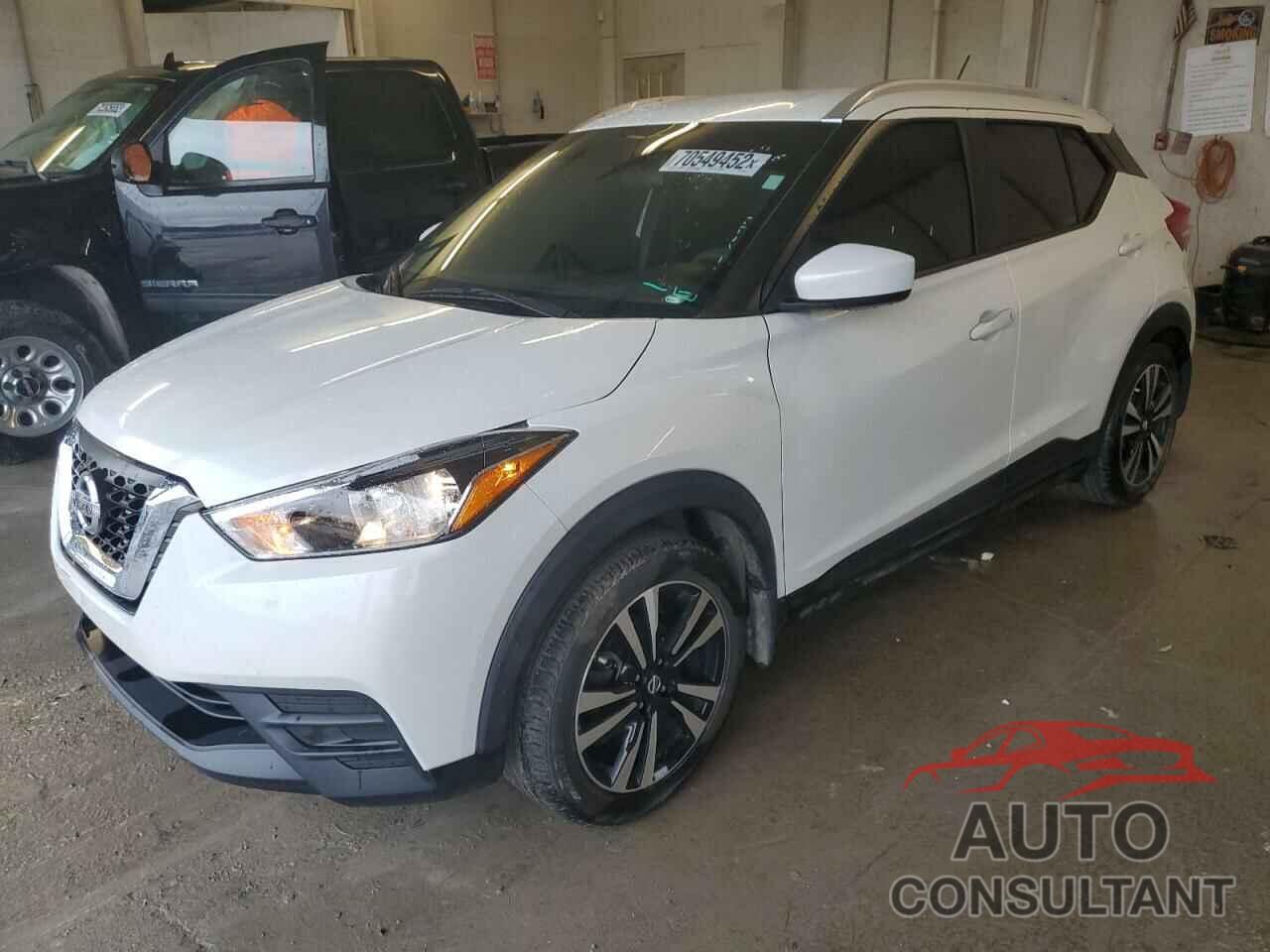 NISSAN KICKS 2019 - 3N1CP5CU5KL481876