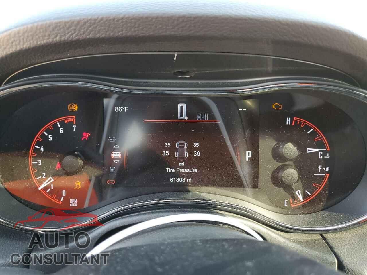 DODGE DURANGO 2018 - 1C4RDJDGXJC497504