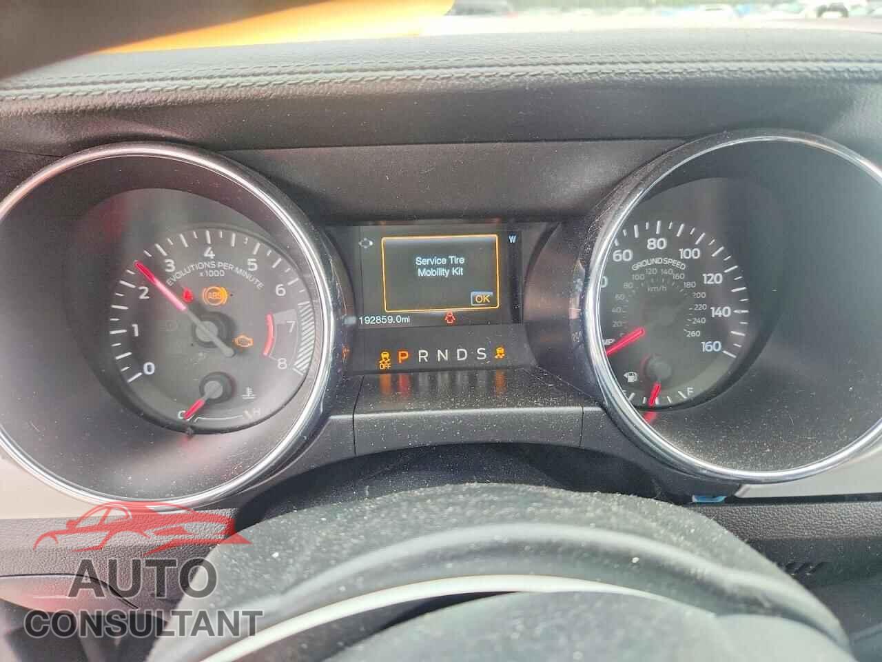 FORD MUSTANG 2015 - 1FA6P8TH8F5379949