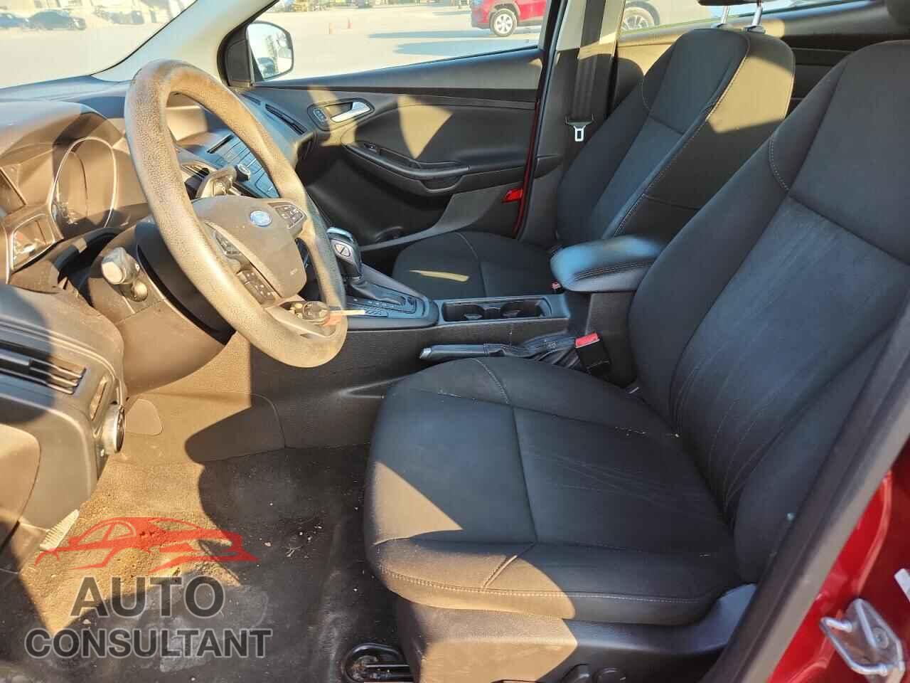 FORD FOCUS 2016 - 1FADP3F29GL230173