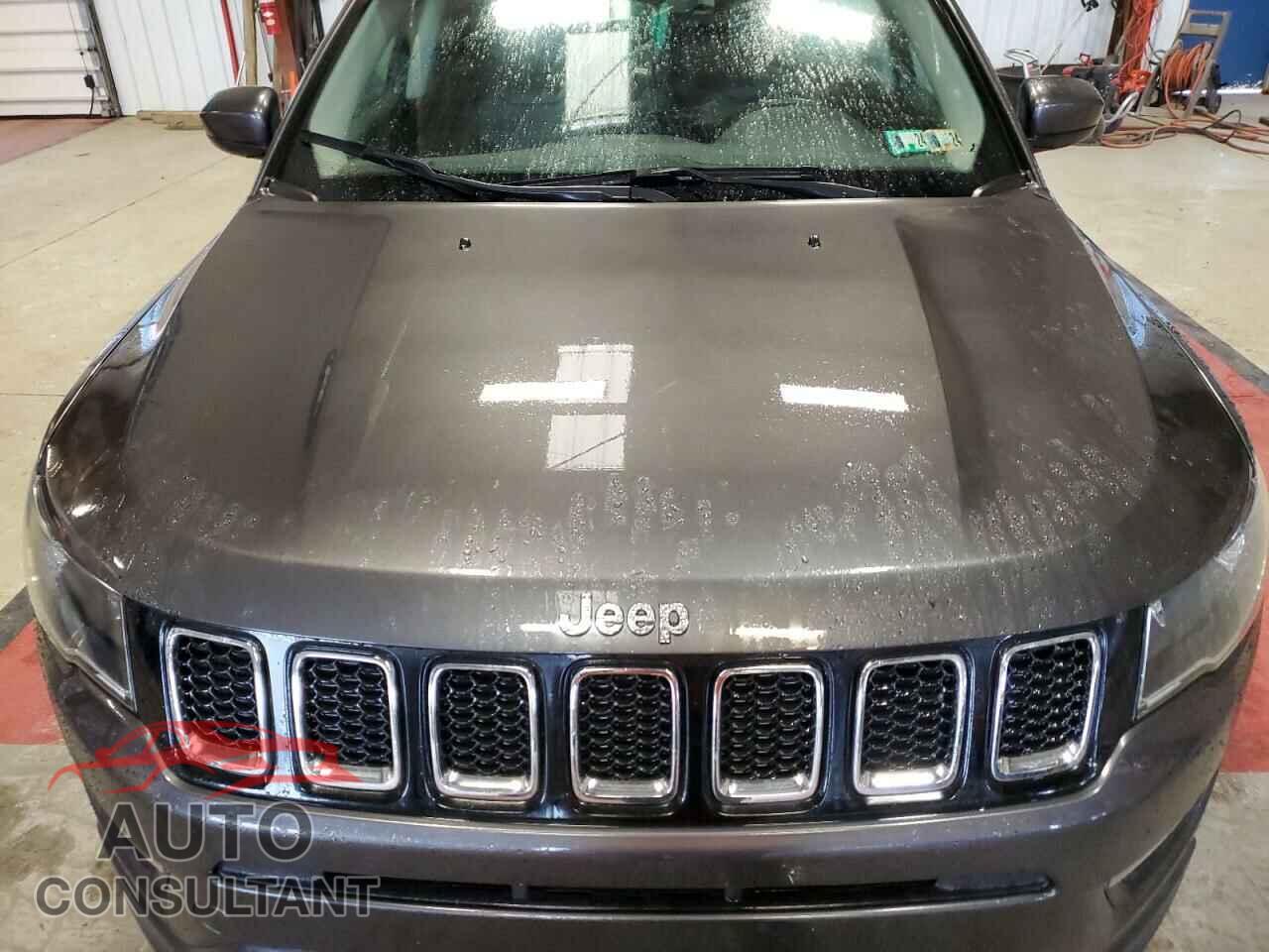 JEEP COMPASS 2020 - 3C4NJDBB6LT149321