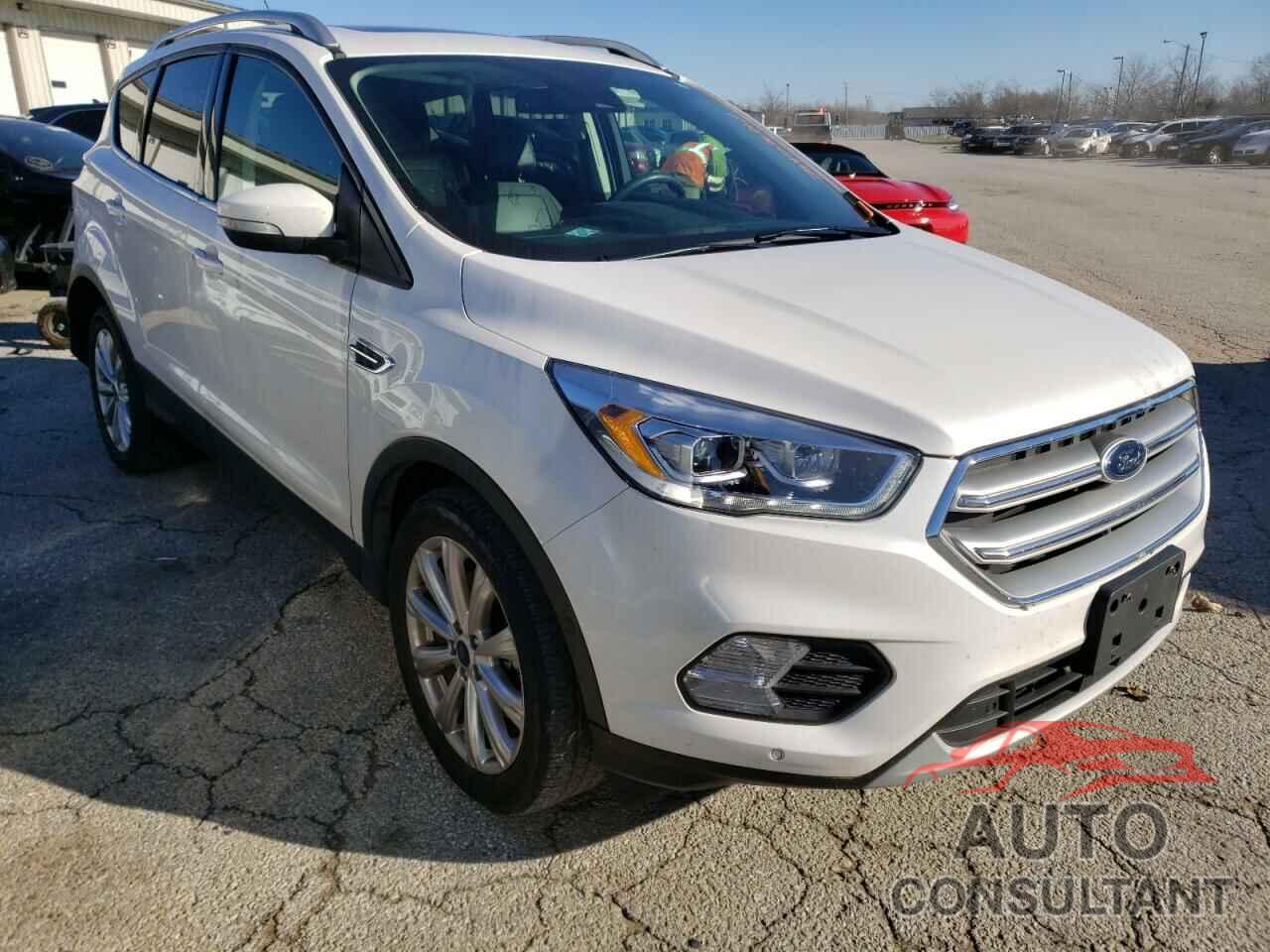 FORD ESCAPE 2017 - 1FMCU9J94HUA58793