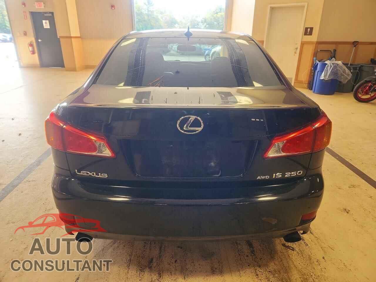 LEXUS IS 2010 - JTHCF5C2XA5040482