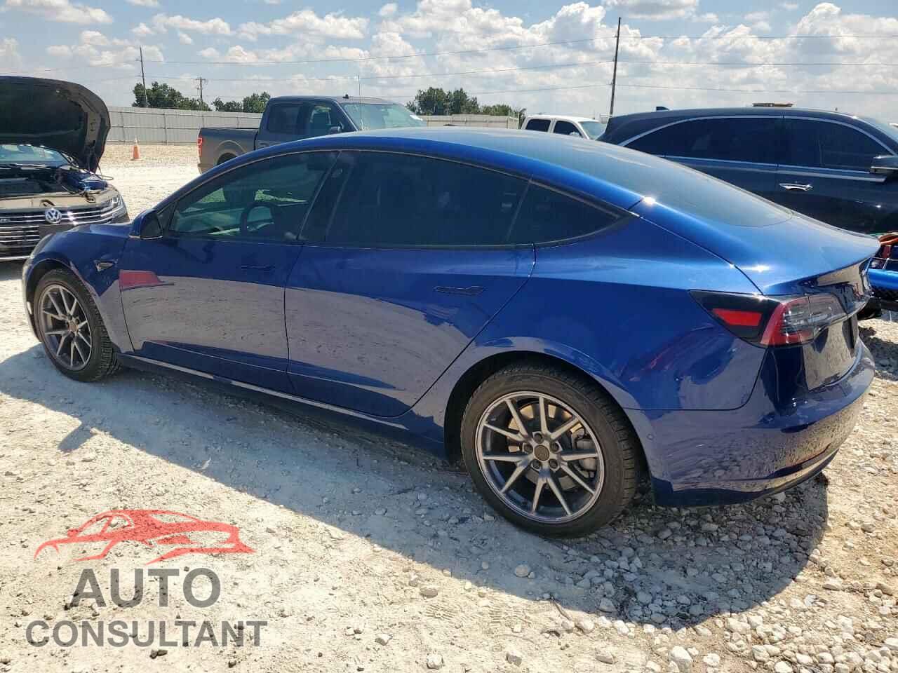 TESLA MODEL 3 2020 - 5YJ3E1EA7LF705857