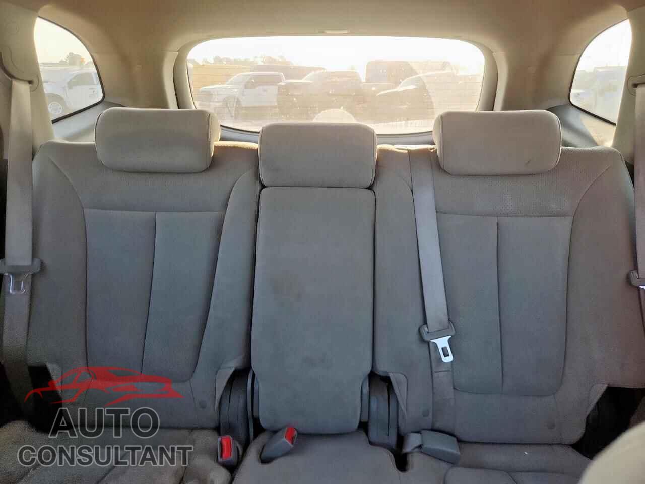 HYUNDAI SANTA FE 2009 - 5NMSG13D09H284039