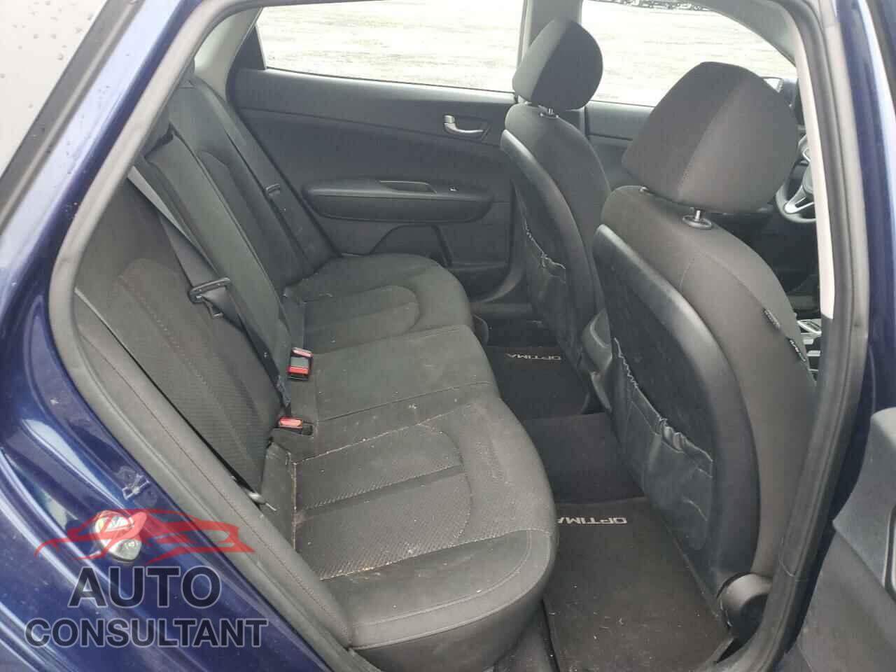 KIA OPTIMA 2017 - 5XXGT4L30HG177807