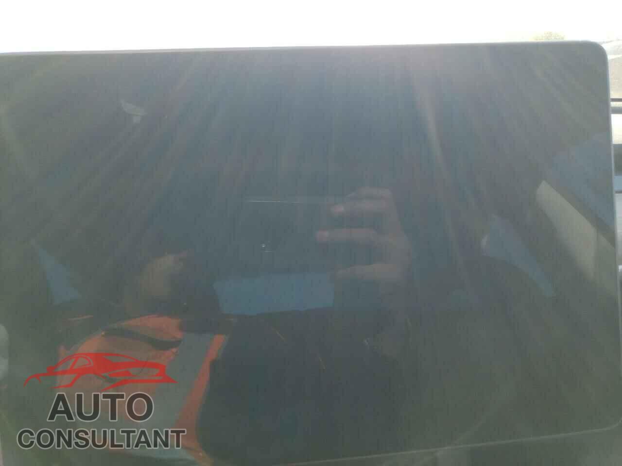 TESLA MODEL 3 2022 - 5YJ3E1EB3NF314250