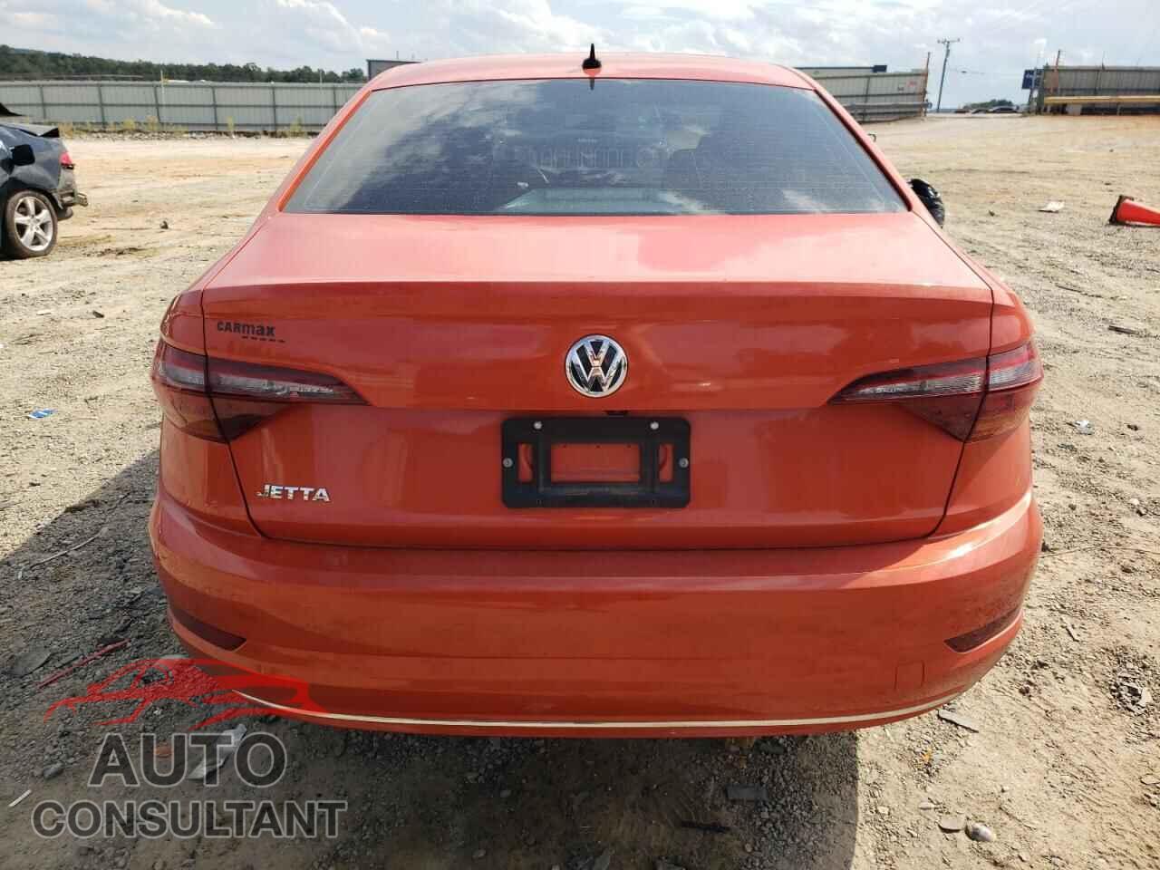VOLKSWAGEN JETTA 2019 - 3VWC57BU8KM118415
