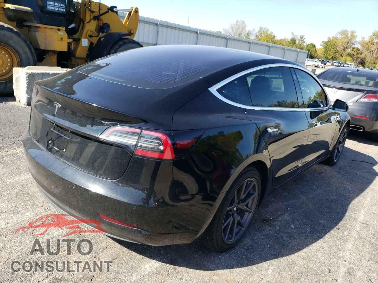 TESLA MODEL 3 2018 - 5YJ3E1EA3JF030389