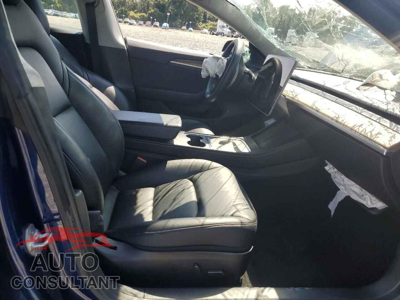 TESLA MODEL 3 2021 - 5YJ3E1EB5MF974885
