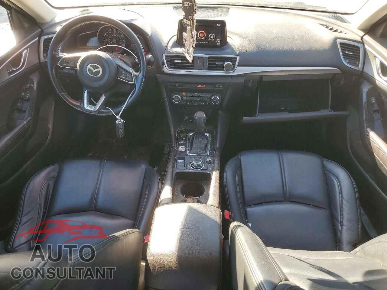 MAZDA 3 2017 - JM1BN1V72H1104338
