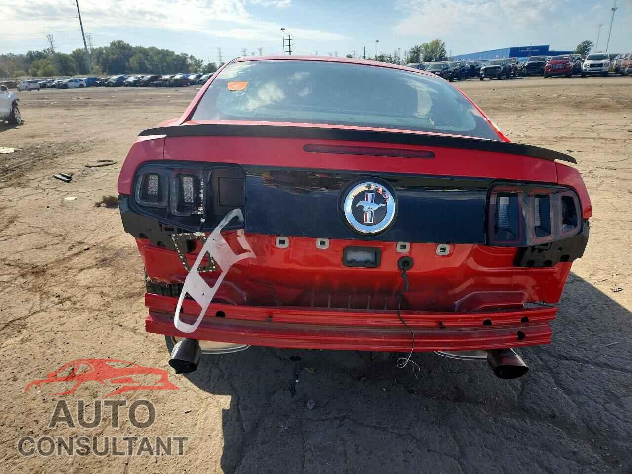 FORD MUSTANG 2013 - 1ZVBP8CU2D5228671