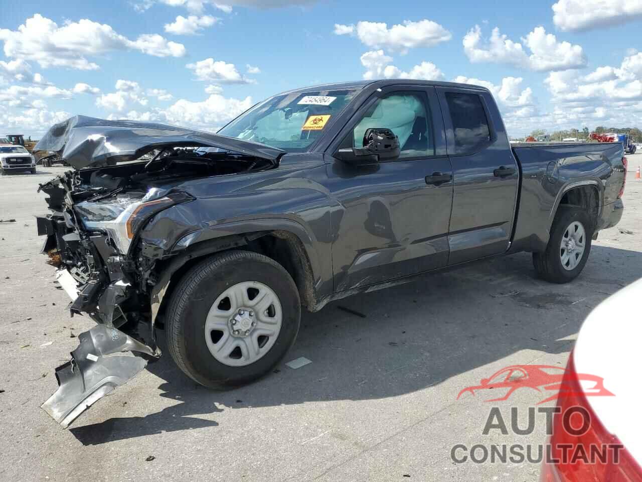 TOYOTA TUNDRA 2022 - 5TFKB5AA9NX017031