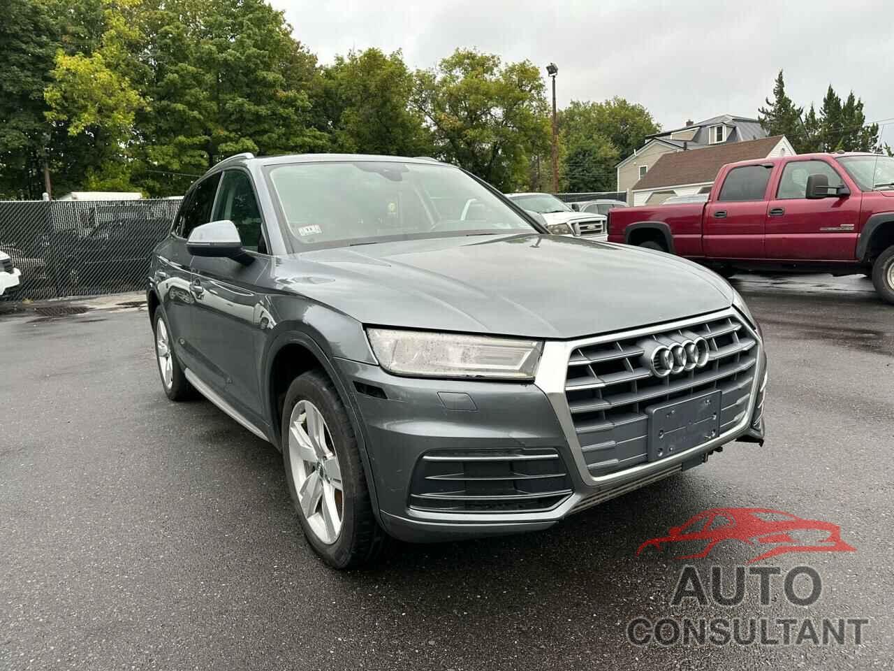 AUDI Q5 2018 - WA1ANAFY8J2017072