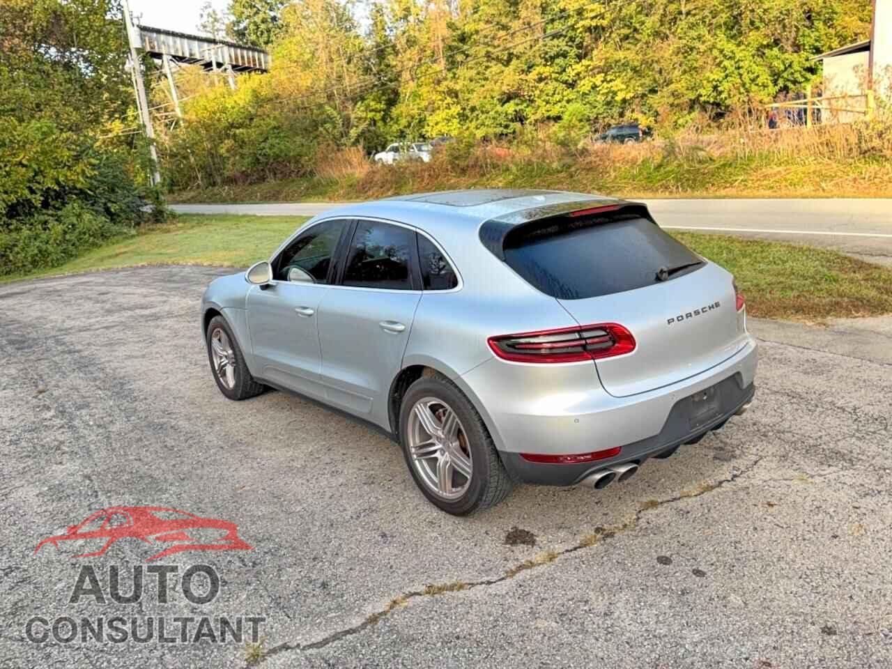 PORSCHE MACAN 2015 - WP1AB2A5XFLB68576
