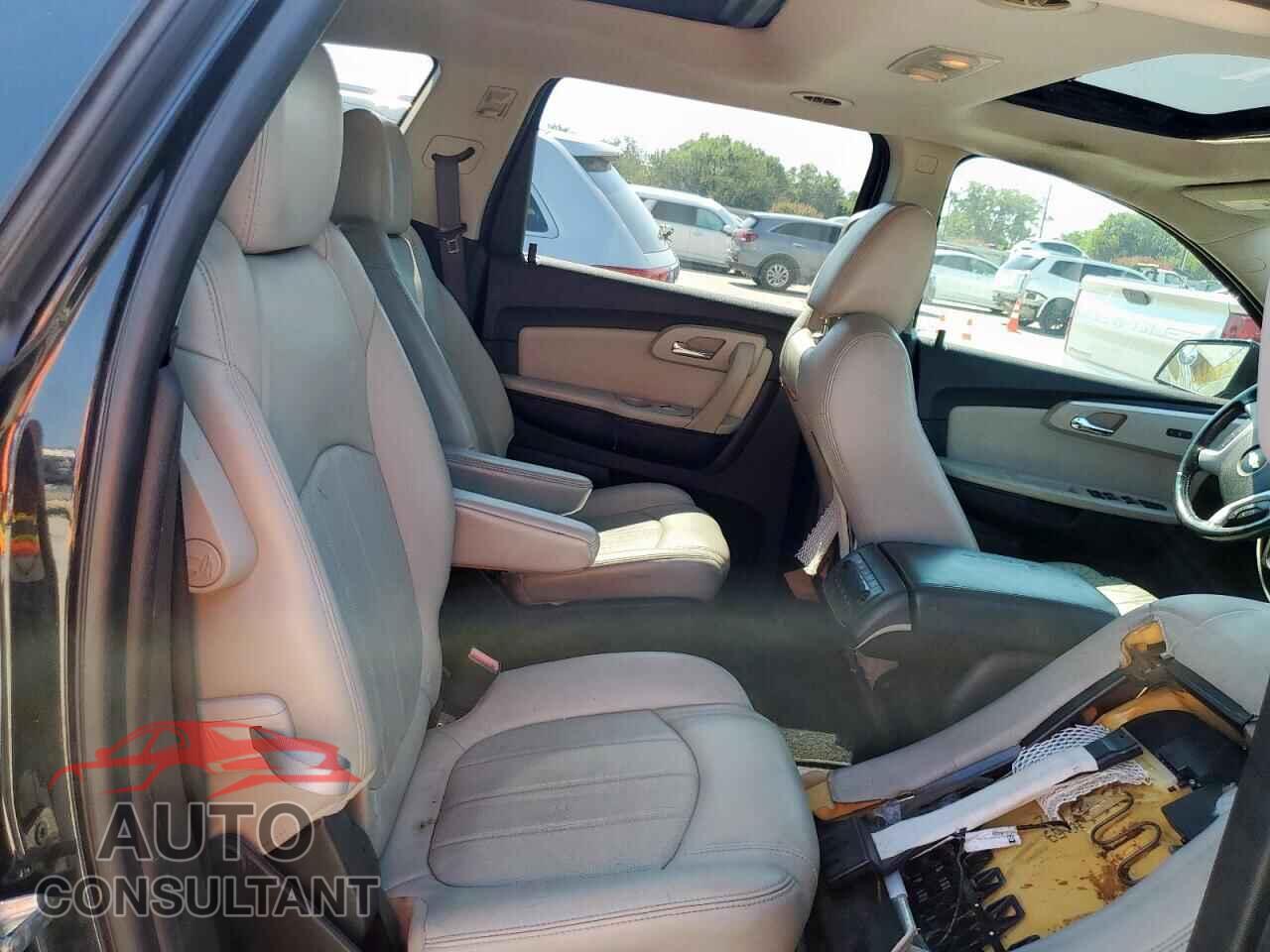 CHEVROLET TRAVERSE 2012 - 1GNKRLED2CJ340087