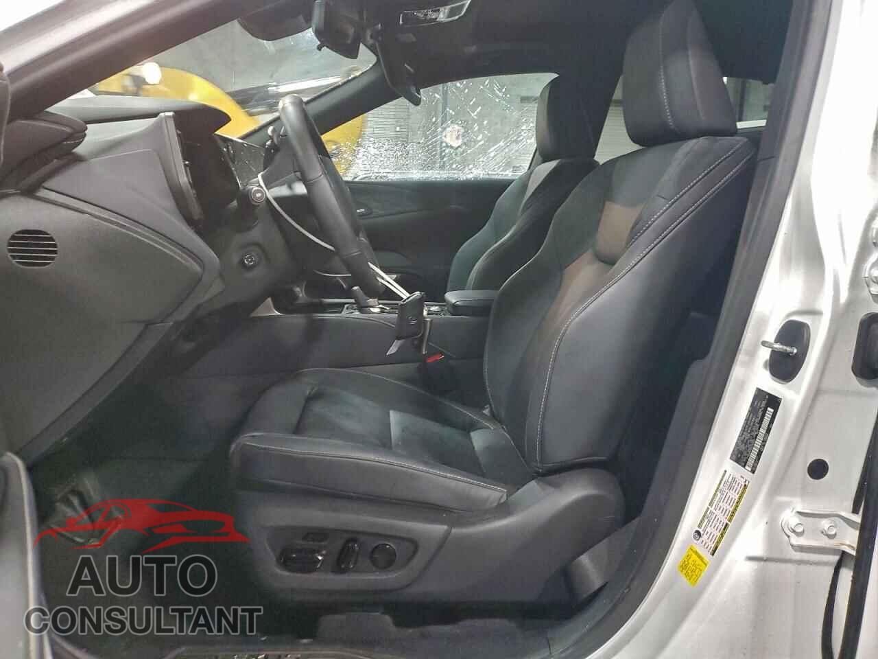 LEXUS RX350 2024 - 2T2BAMCA5RC066947