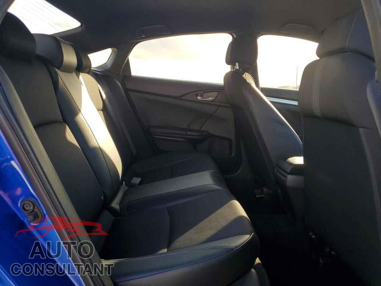 HONDA CIVIC 2019 - 2HGFC2F80KH566556