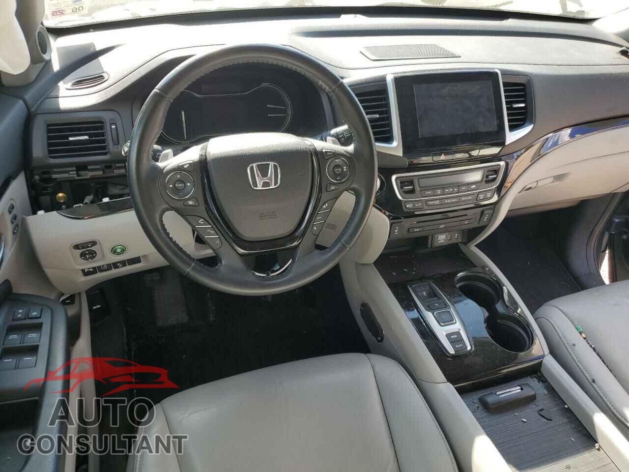 HONDA PILOT 2016 - 5FNYF5H99GB041367
