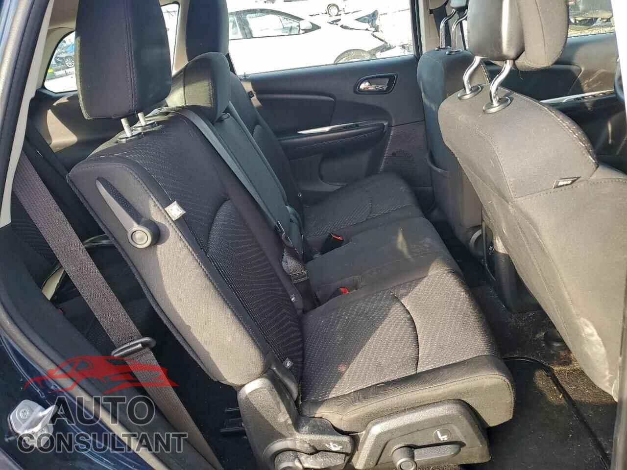 DODGE JOURNEY 2015 - 3C4PDCAB0FT747372
