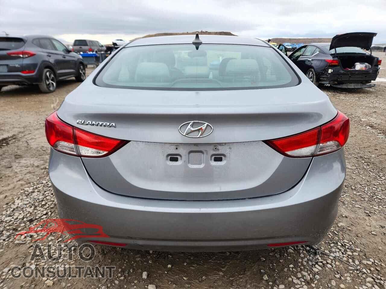 HYUNDAI ELANTRA 2013 - KMHDH4AE5DU912869