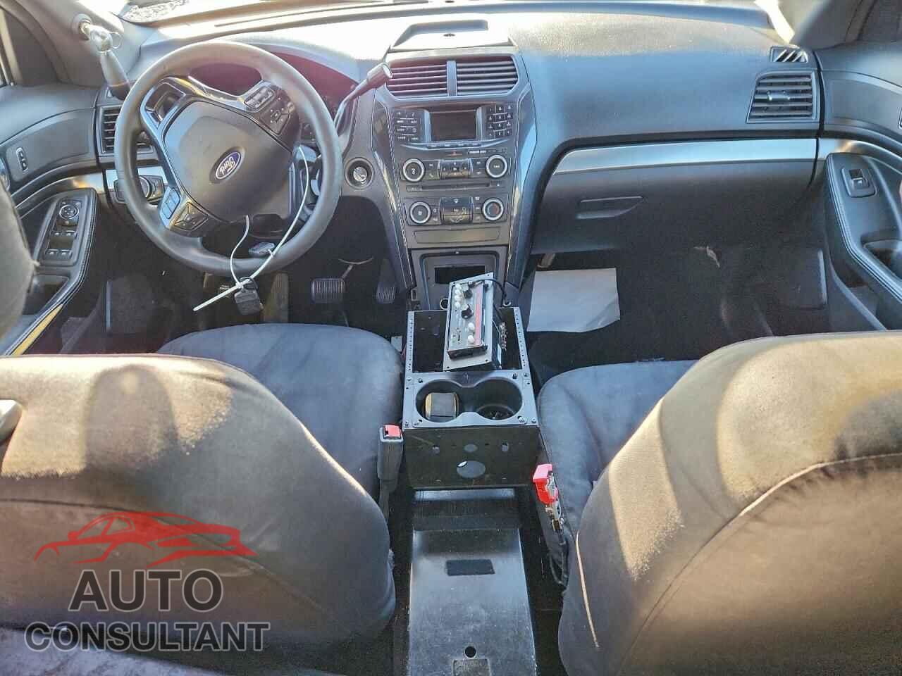FORD EXPLORER 2018 - 1FM5K8AR1JGA90601