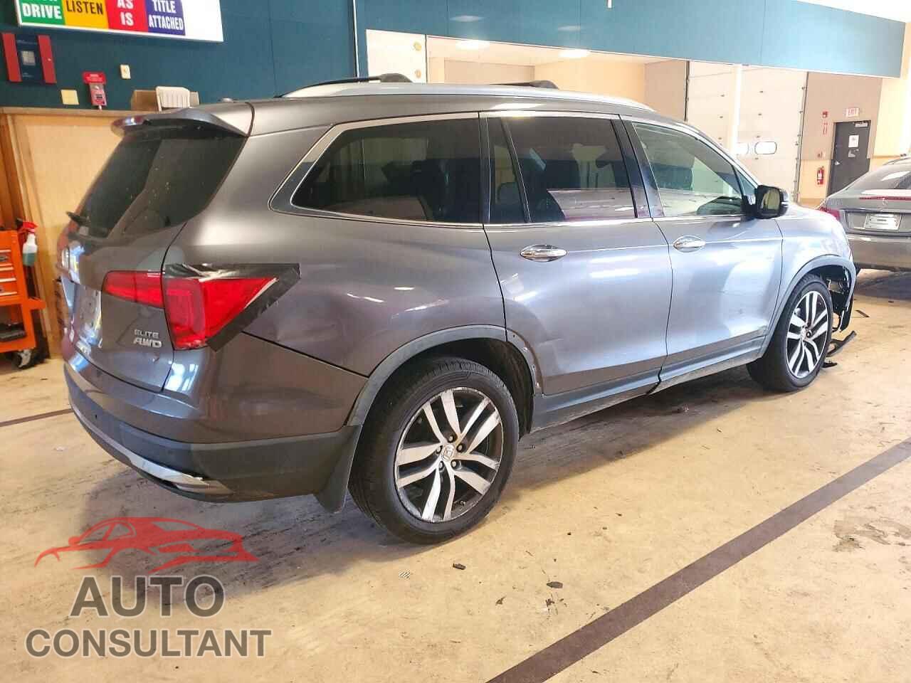 HONDA PILOT 2017 - 5FNYF6H00HB104705