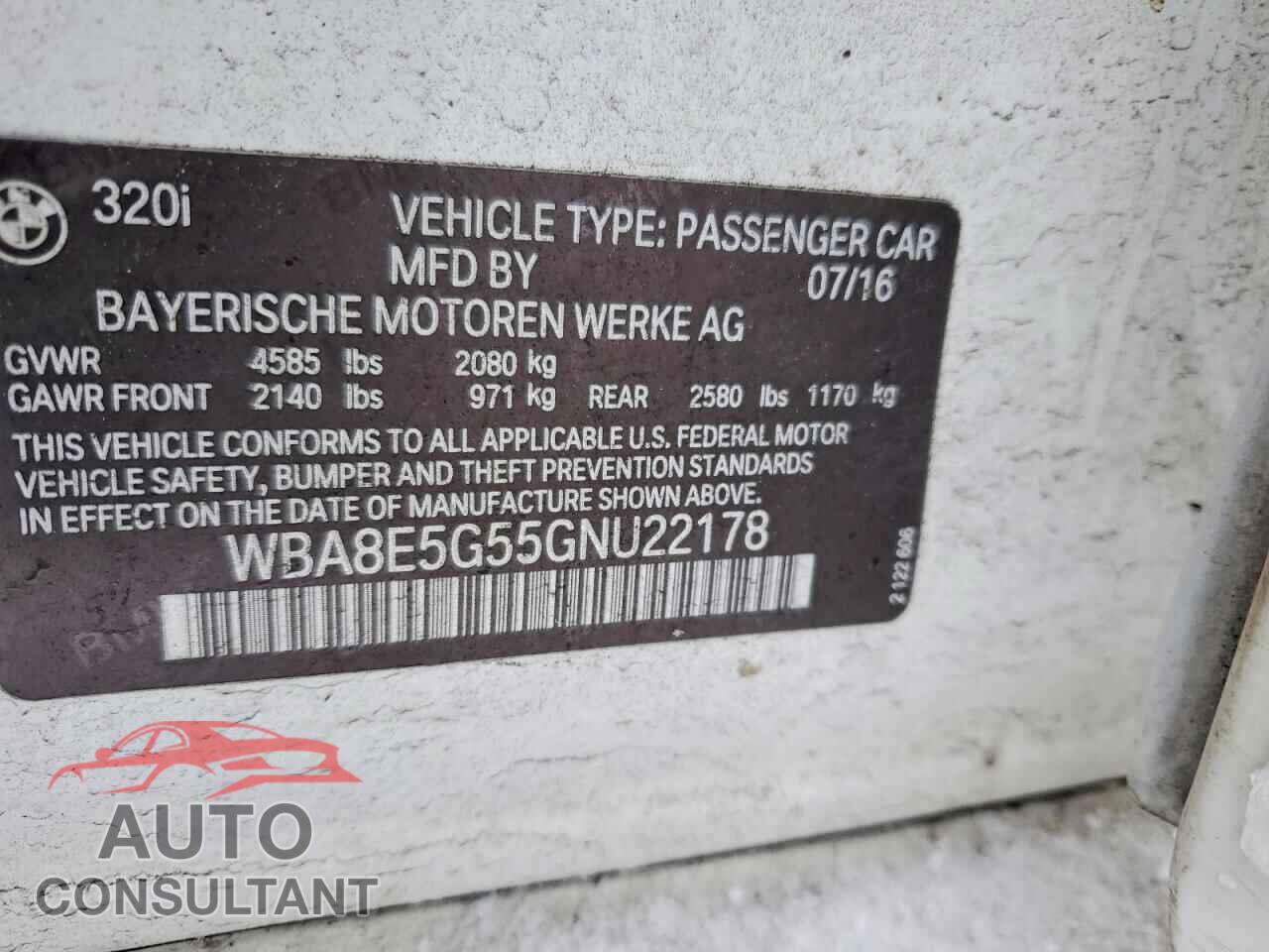 BMW 3 SERIES 2016 - WBA8E5G55GNU22178
