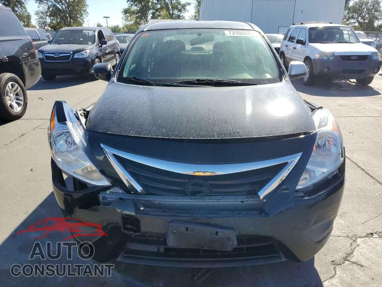 NISSAN VERSA 2017 - 3N1CN7AP3HL888442
