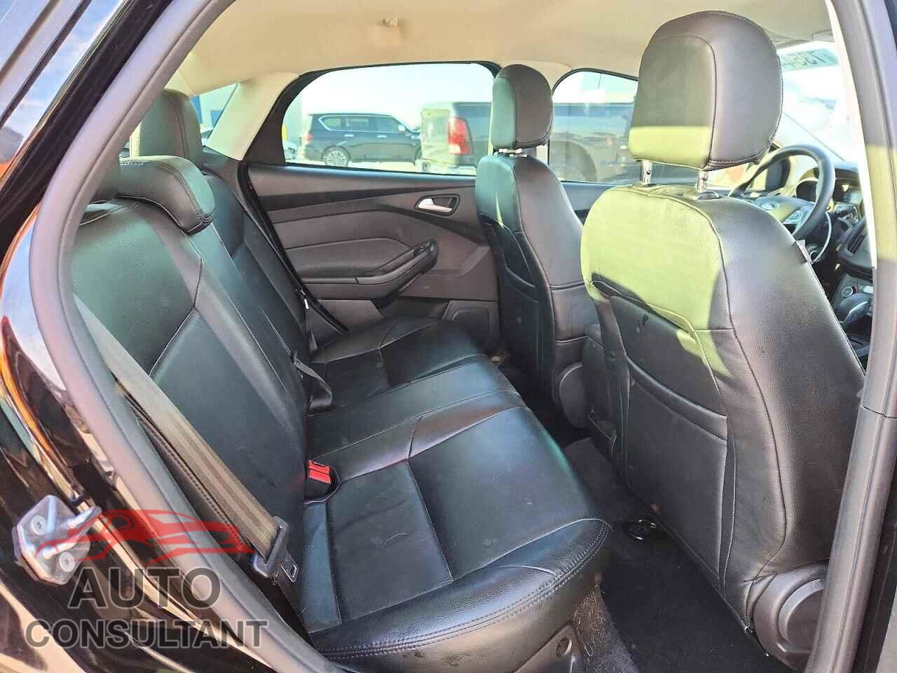 FORD FOCUS 2017 - 1FADP3FE7HL328470