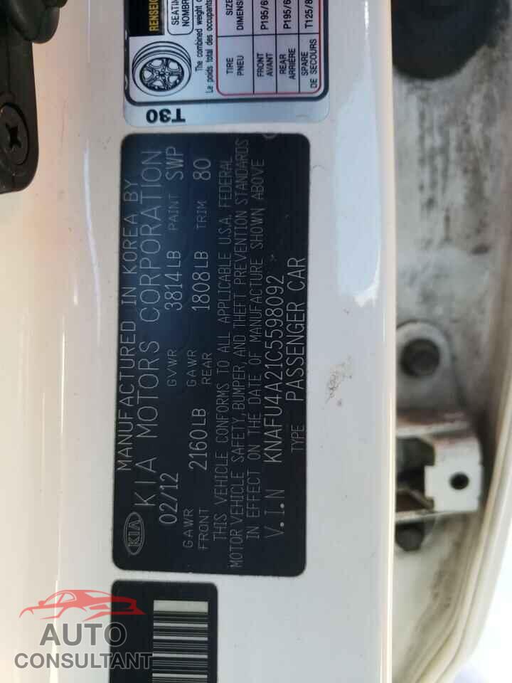 KIA FORTE 2012 - KNAFU4A21C5598092