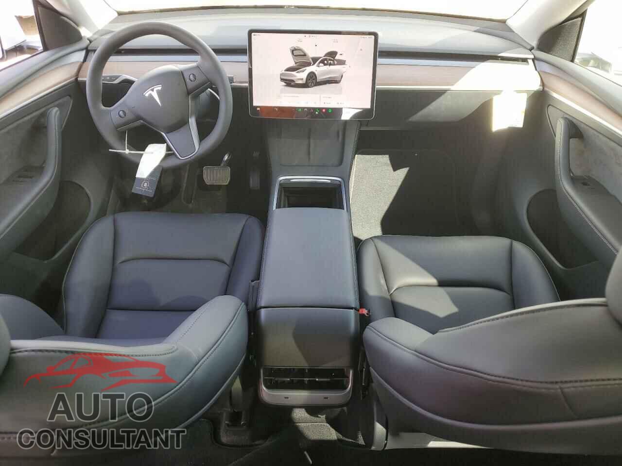 TESLA MODEL Y 2024 - 7SAYGDED2RF191388