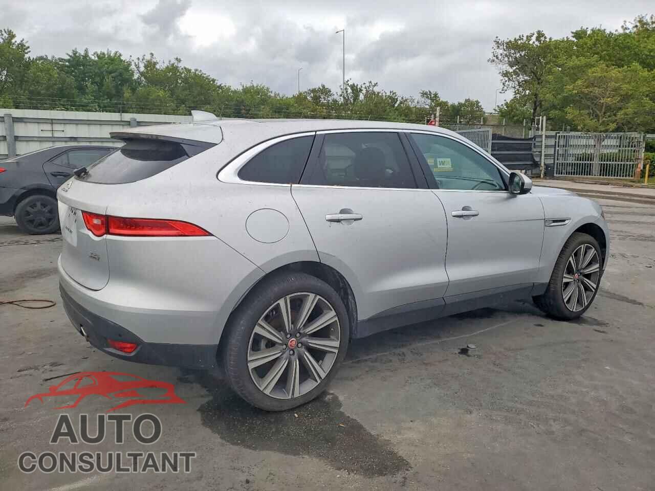 JAGUAR F-PACE 2017 - SADCK2BVXHA060177