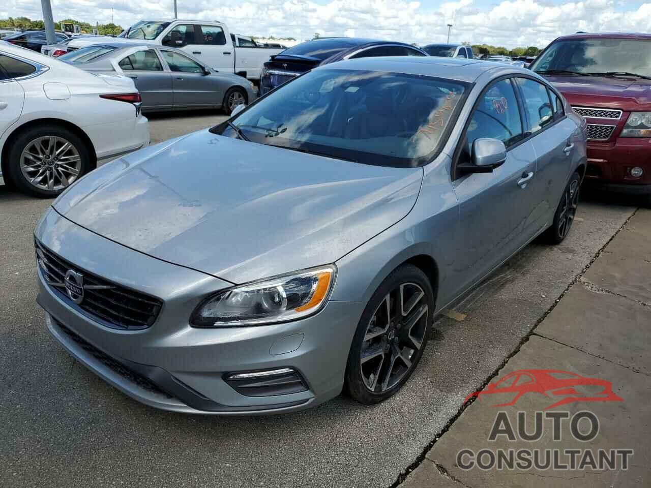 VOLVO S60 2017 - YV126MFL9H2437831