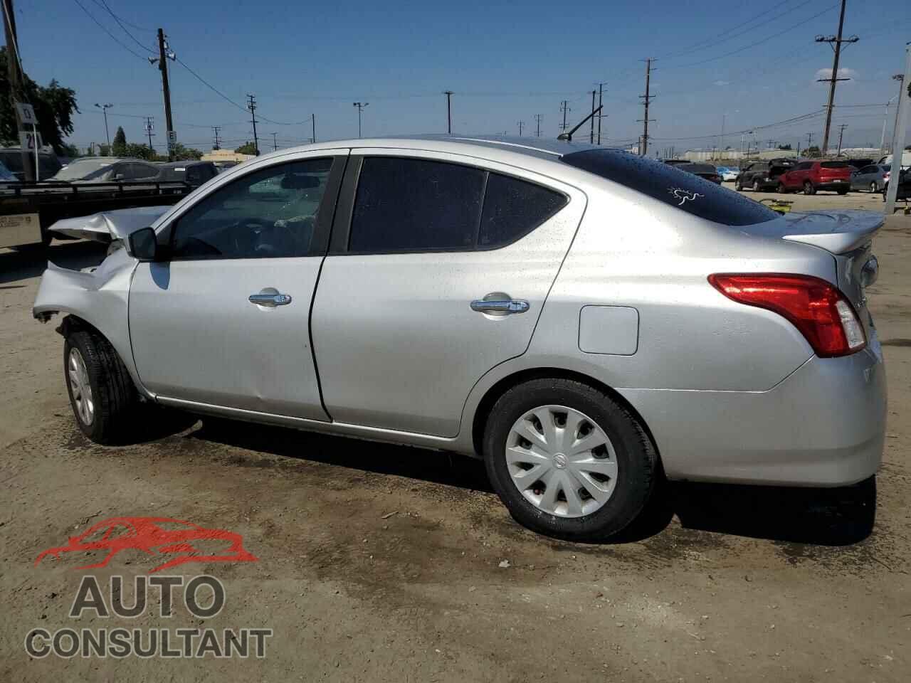 NISSAN VERSA 2018 - 3N1CN7APXJL857825