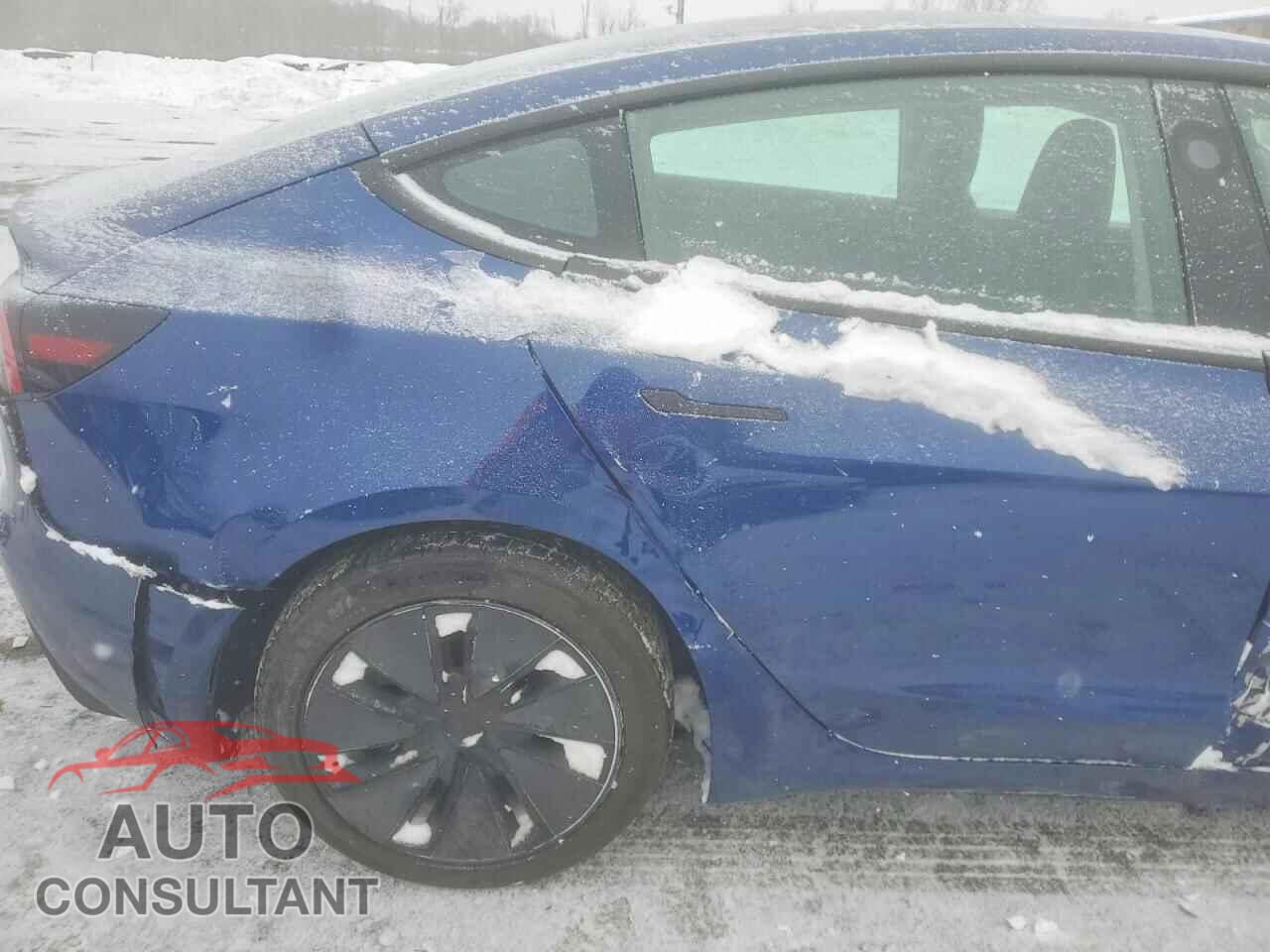 TESLA MODEL 3 2024 - 5YJ3E1EB2RF796232