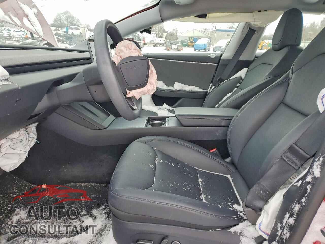 TESLA MODEL 3 2024 - 5YJ3E1EA2RF870658