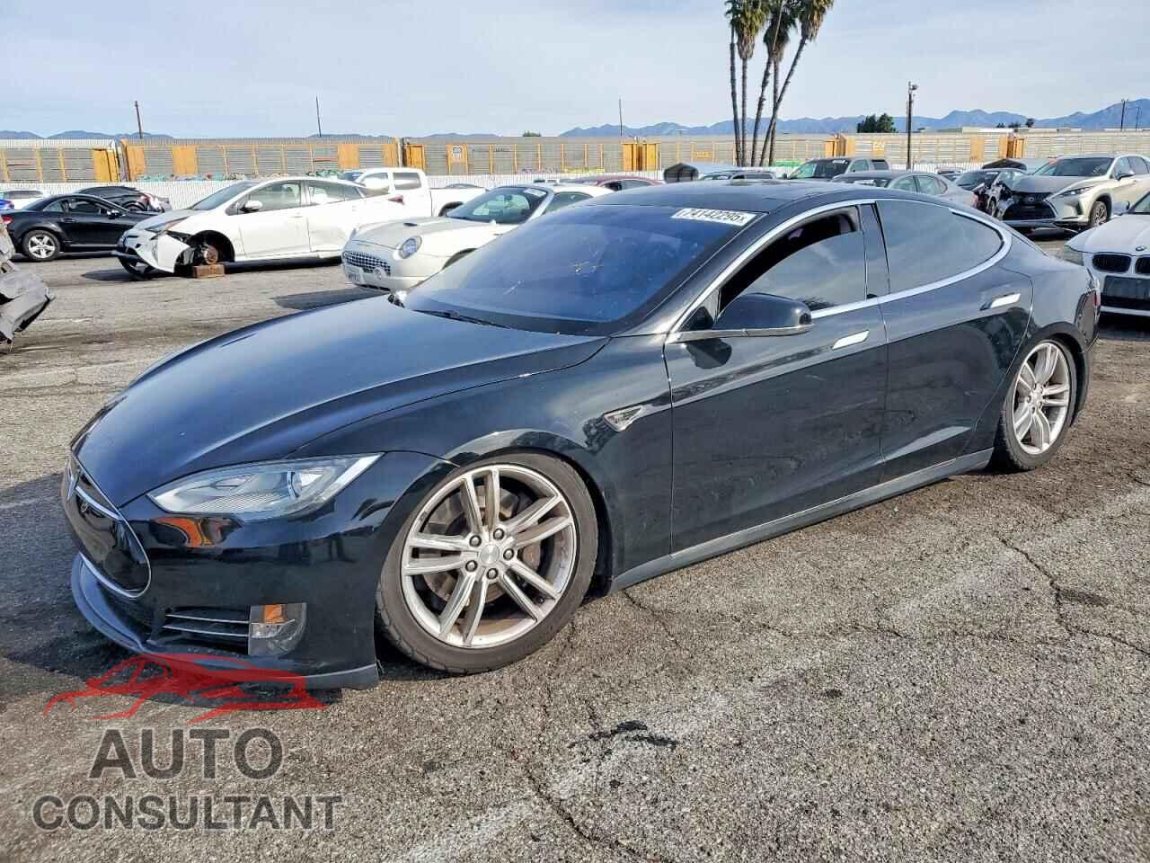 TESLA MODEL S 2013 - 5YJSA1DG4DFP05068